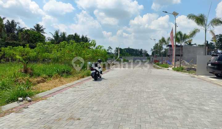 Tanah Cantik Dalam Cluster Dekat.dg Ugm dan Uii Tanah Cantik Dalam Cluster Dekat.dg Ugm dan Uii
