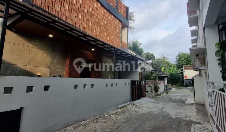 For Sale, Ready-to-Occupy Boarding House Fully Furnished Near UII Campus, Jalan Kaliurang. 2