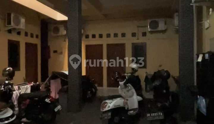 Very Cheap & Strategic, Quick Sale of Shop House, Main House, and Exclusive Boarding House with 25 Rooms Near Jogja Kembali Monument North of UGM Campus Yogyakarta*Land Area 618 M, Front Width 15 M, Land Shape*Shop House 2 Floors + Kitchen**Main House Front*3 Bedrooms, 1 Bathroom, 1 Living Room