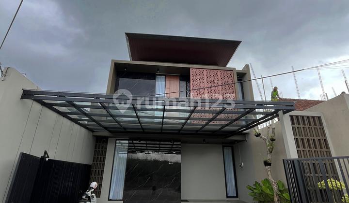 Dijual Rumah Baru Full Furnished di Condong Catur Sleman Dijual Rumah Baru Full Furnished di Condong Catur Sleman