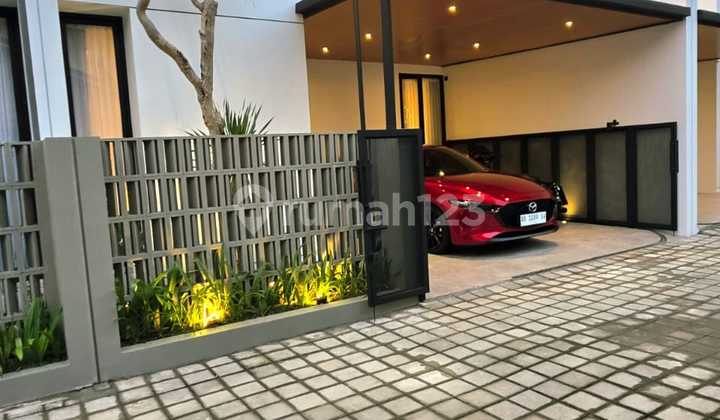 Dijual Rumah Baru Full Furnished di Dekat Uii dan Ugm