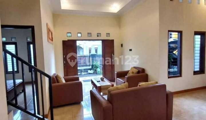 Rumah 2 Lantai Siap Huni Dalam Perum Dekat Uii 2