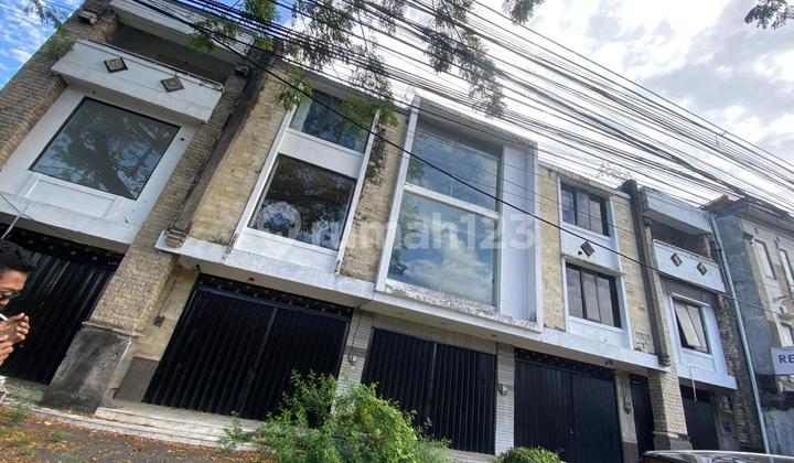 For Sale: 3-Storey Shop House in Sanur 1