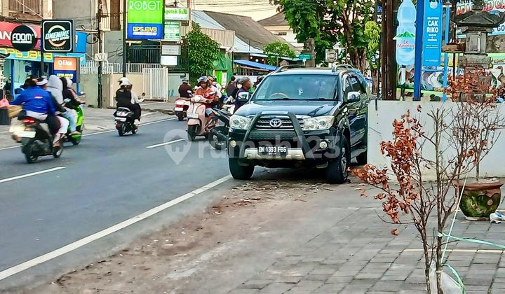 For Rent 3-Story Shop House in a Very Strategic Location in Renon For Rent 3-Story Shop House in a Very Strategic Location in Renon