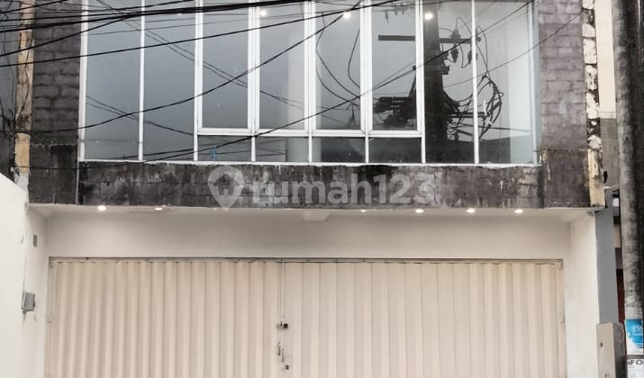 Disewakan Ruko Loss 3 Lantai di Denpasar Selatan