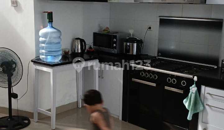 Disewakan Rumah 2 Lantai Di Kuta Selatan