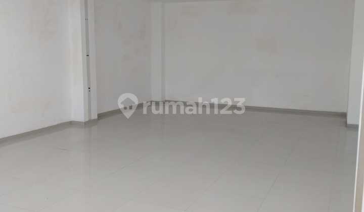 For Rent 3-Story Shop House in West Denpasar 2