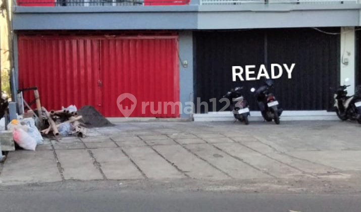 Renting a New 2-Story Shop House in a Strategic Location in South Denpasar Renting a New 2-Story Shop House in a Strategic Location in South Denpasar