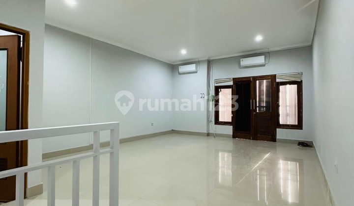 For Rent: 2-Story Shop House in South Denpasar, Renon 2