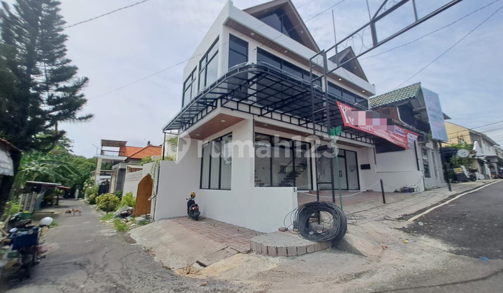 For Rent: New 2-Storey Shophouse, Strategic Location in Canggu For Rent: New 2-Storey Shophouse, Strategic Location in Canggu