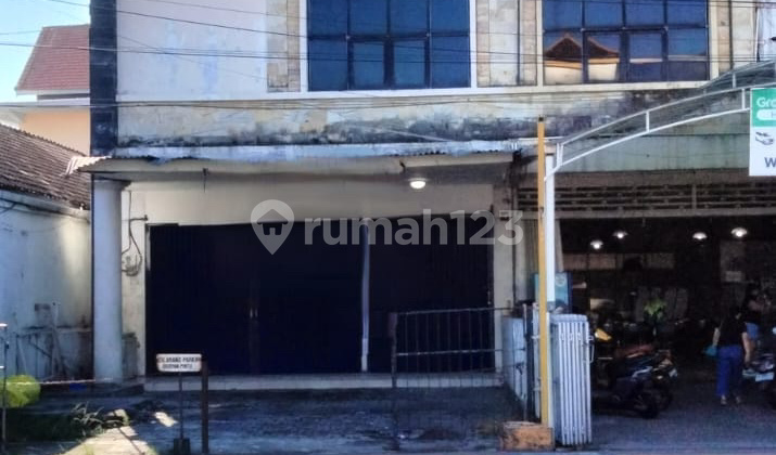 Rented Out 3-Story Shophouse with Strategic Location in South Denpasar