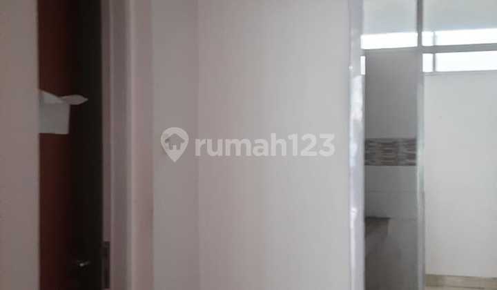 Singgasana Pradana Shop House Bandung 2 Floors Bustling Ready to Use 2
