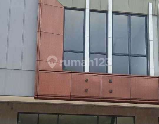 Disewakan Ruko Baru 3lt Kotawisata Cibubur