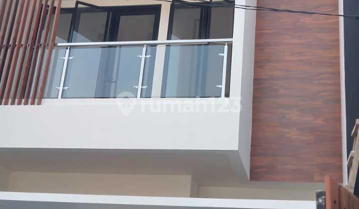 Dijualrumah Minimalis Dgn Design Yg Keren Bgt Nyaman Strategis Dikavling Dki Jakarta Timur 2