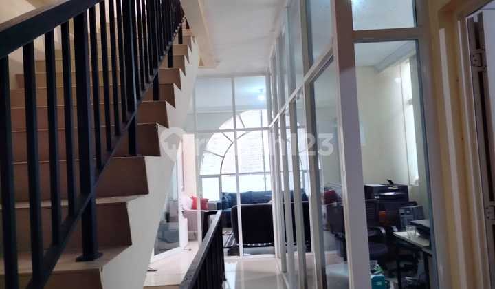 For Rent: 2¹/² Story Hook-Type Shop House in Grand Galaxy City, Bekasi For Rent: 2¹/² Story Hook-Type Shop House in Grand Galaxy City, Bekasi