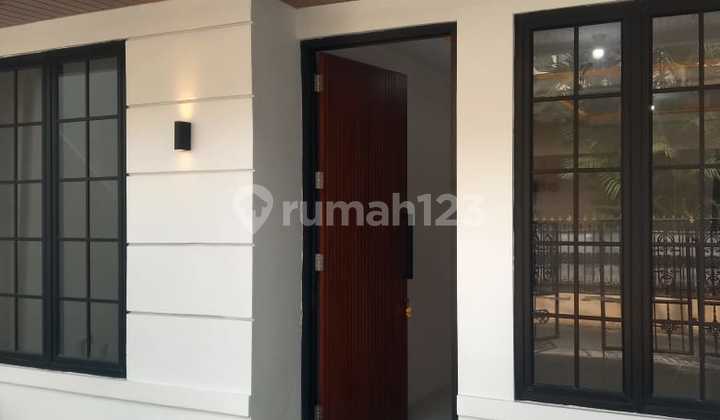 Dijual Rumah Minimalis, Imut, strategis, Di Kav DKI Jakarta Timur 2
