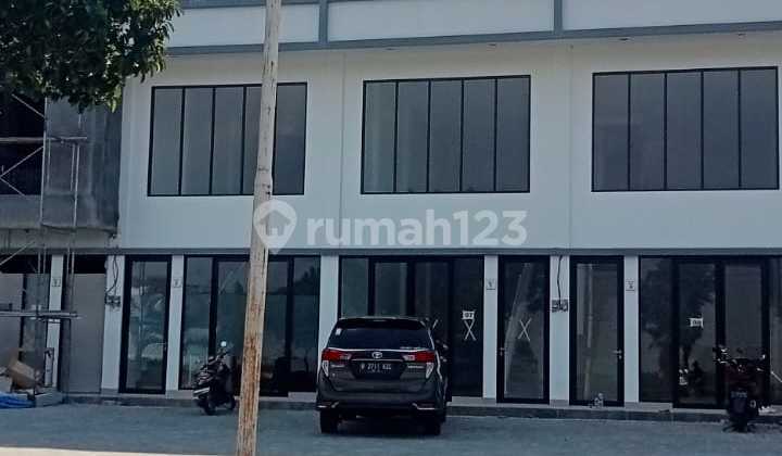 Disewakan Ruko cantik 3 lantai di Bekasi Utara