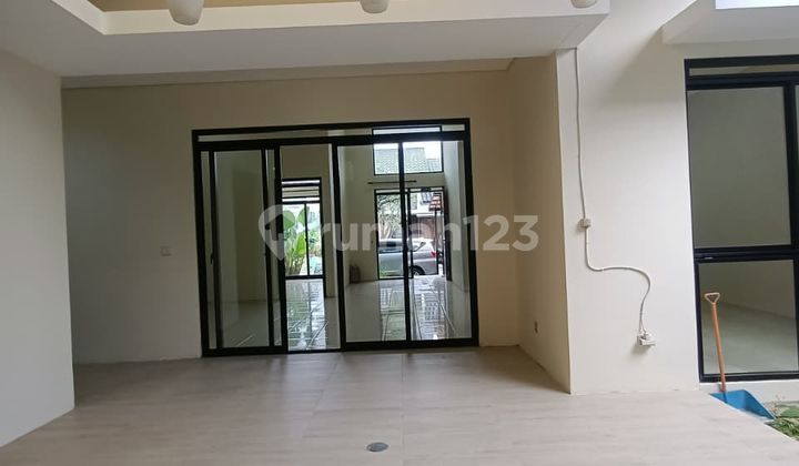 Rumah di Kota Baru Parahyangan 1