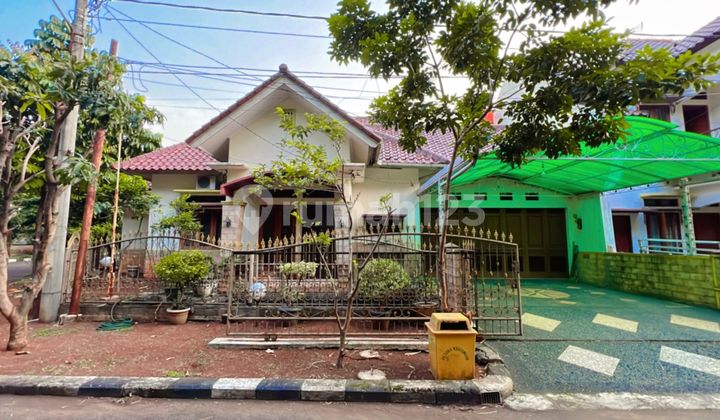 10 Menit ke Pusat Belanja, Bebas Banjir Rumah 1 Lantai di