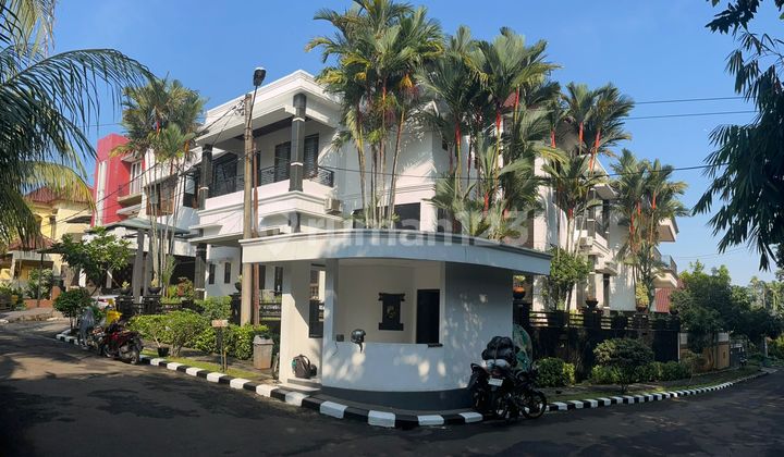 Rumah 2 Lantai Hook || Dekat Mall Pesona Square