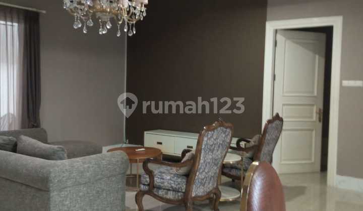 Disewakan Rumah Modern Minimalis 5 Kamar Tidur 2