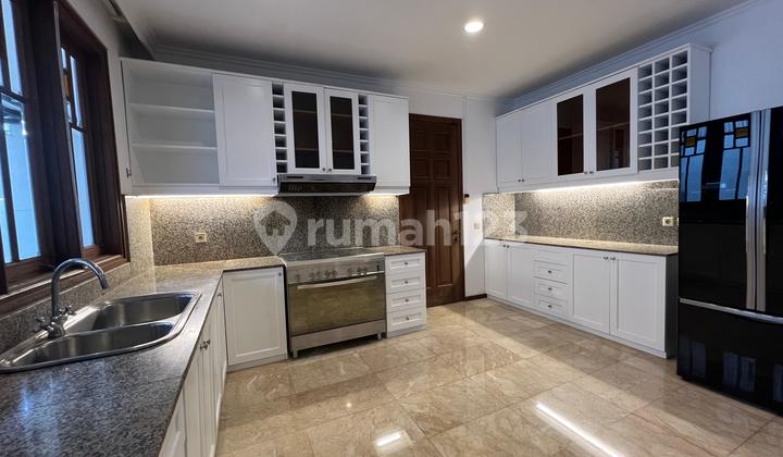 For Rent Modern Minimalist House in Lebak Bulus 4 Bedrooms 2