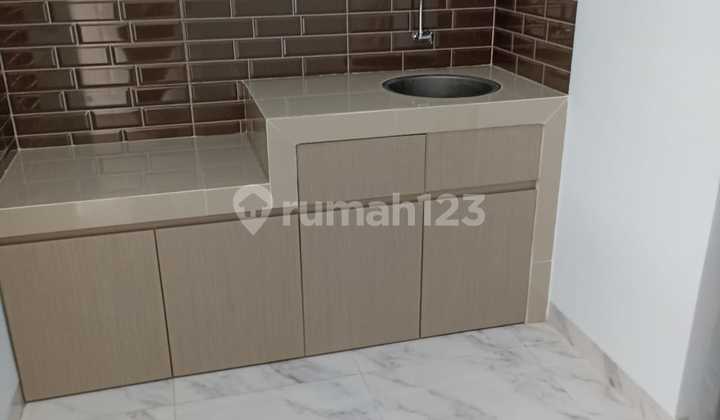 Rumah daerah Tanah Mas Semarang - 11022 2