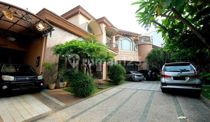  Rumah Siap Huni dan Nyaman  Jl.Taman Kendalisodo.Candisari – 10619 2