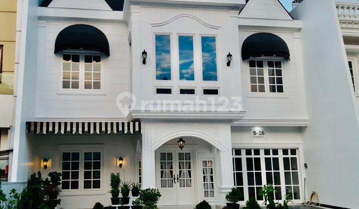 Rumah Mewah 2½ Tingkat Furnish Komplek Mutiara Resident Rumah Mewah 2½ Tingkat Furnish Komplek Mutiara Resident