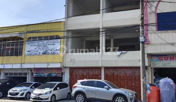 Ruko Kosong 3 Tkt Di Jl. H M Yamin Nego Sampe Jadi