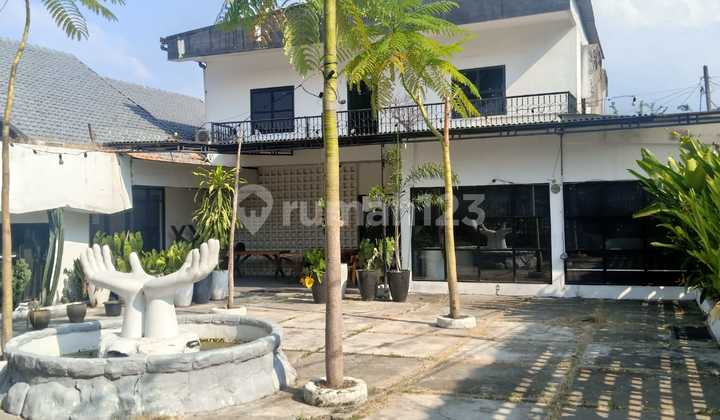 Jual Cepat Rumah Besar Bekas Cafe 2 Tkt Jl. Sei Besitang