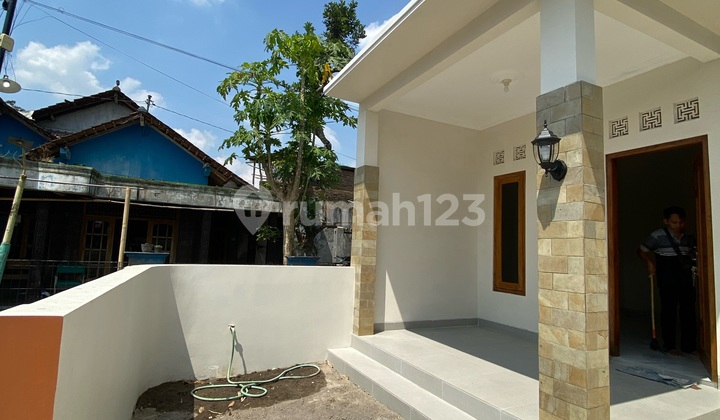 Rumah Siap Huni Dekat Tol Prambanan Rumah SHM Bagus Rumah Siap Huni Dekat Tol Prambanan Rumah SHM Bagus