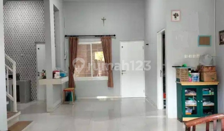 For Sale 2-Story House Babatan Pratama West Surabaya 2