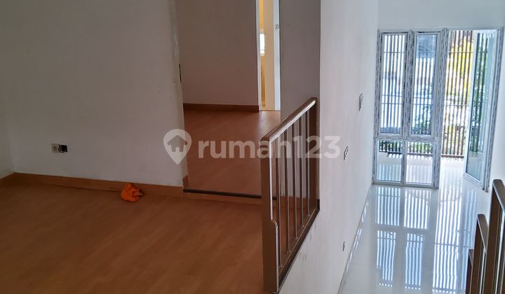 For Sale 3-Story Bumi Marina Mas House 2