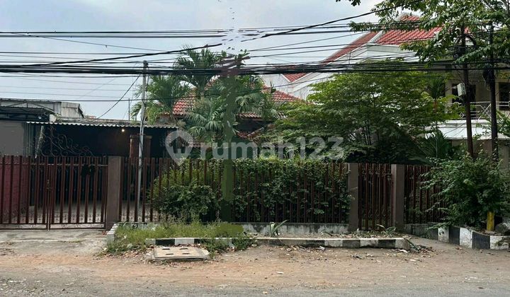 Dijual Rumah Raya Tenggilis Mejoyo Cocok Buat Usaha