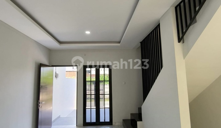 Dijual Rumah Baru Gress Minimalis Karang Empat Surabaya Timur 2