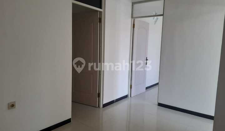 Murah!!!one Gate System!rumah Minimalis Siap Huni Sudah Renov, Tinggal Masuk*lebak Indah Town House, Surabaya Timur 2