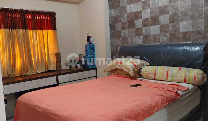 Dijual Murah Apartemen Puncak Dharmahusada 2Br Renovasi Sangat Terawat