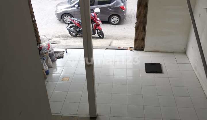 For Rent Fast Newly Renovated 2-Story Ruko in Ploso, Strategically Located in Central East Surabaya. 1