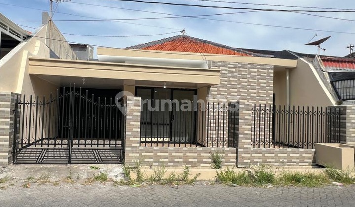 Cheap Sale House Finished Renovated & Ready to Occupy Lebak Kenjeran Surabaya