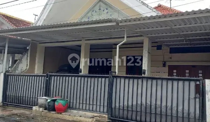 Dijual Rumah 1,5 Lantai & Siap Huni Jl. Semolowaru Surabaya Dijual Rumah 1,5 Lantai & Siap Huni Jl. Semolowaru Surabaya
