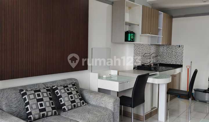 Disewakan Murah Unit Apartemen Puncak Dharmahusada 2Br Tinggal Bawa Koper 2