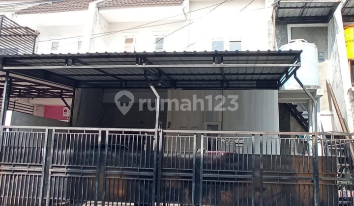 Dijual Rumah Sentra Point Gununganyar 2 Lantai bisa untuk Tinggal / Cocok untuk Kos2an 1