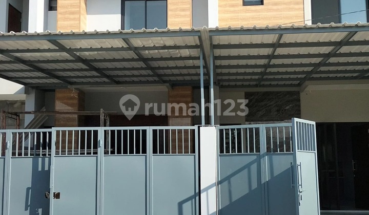 Dijual Rumah New Gress 2 Lantai Semi Furnish Medokan Asri Surabaya