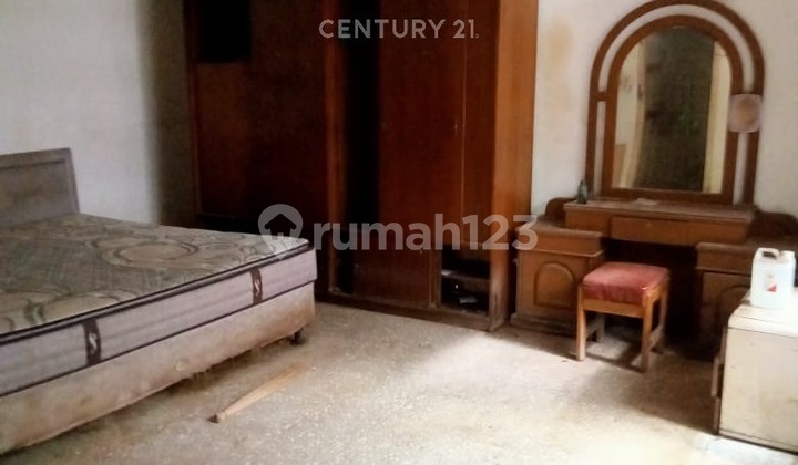 For Sale 2-Story House in South Jakarta Lr 17864 2