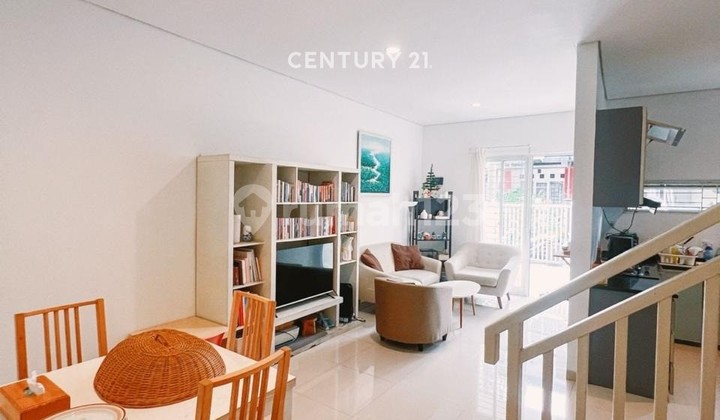 Ready-to-Live House Near Toll Gate In Graha Bintaro AZ17088 2