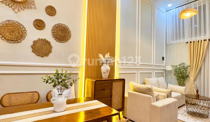 Fully Furnished Ready-to-Occupy House in H City Housing Complex, Sawangan, Depok 2