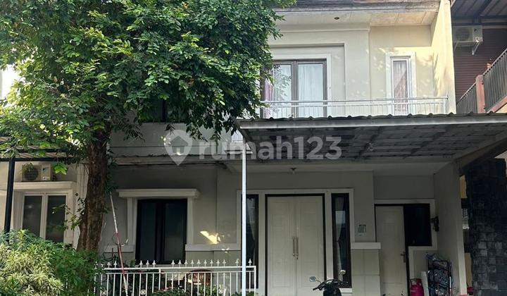 Rumah Kota Wisata Cibubur Cantik Siap Huni. Jual Cepat 