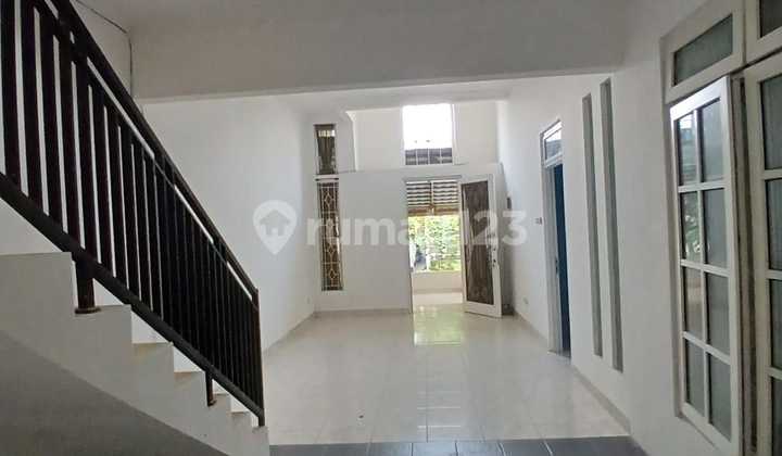 Rumah Citragran Cibubur Siap Huni Dekat Danau SHM