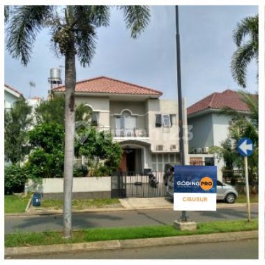 Rumah Legenda Wisata Boulevard,taman Belakang,include Kolam Ikan. Rumah Legenda Wisata Boulevard,taman Belakang,include Kolam Ikan.